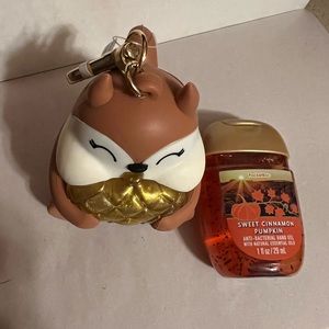 NEW B&BW Light-Up Happy Squirrel with a Nut
PocketBac with Sanitizer, Stocking